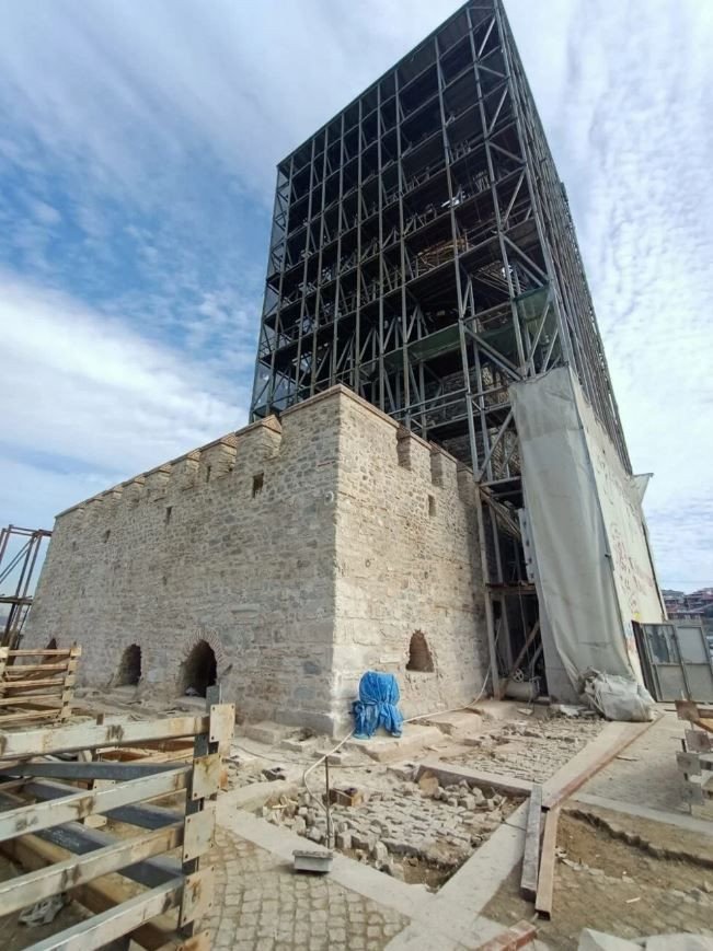 Kız Kulesi'nde restorasyon çalışmaları devam ediyor - Sayfa 9
