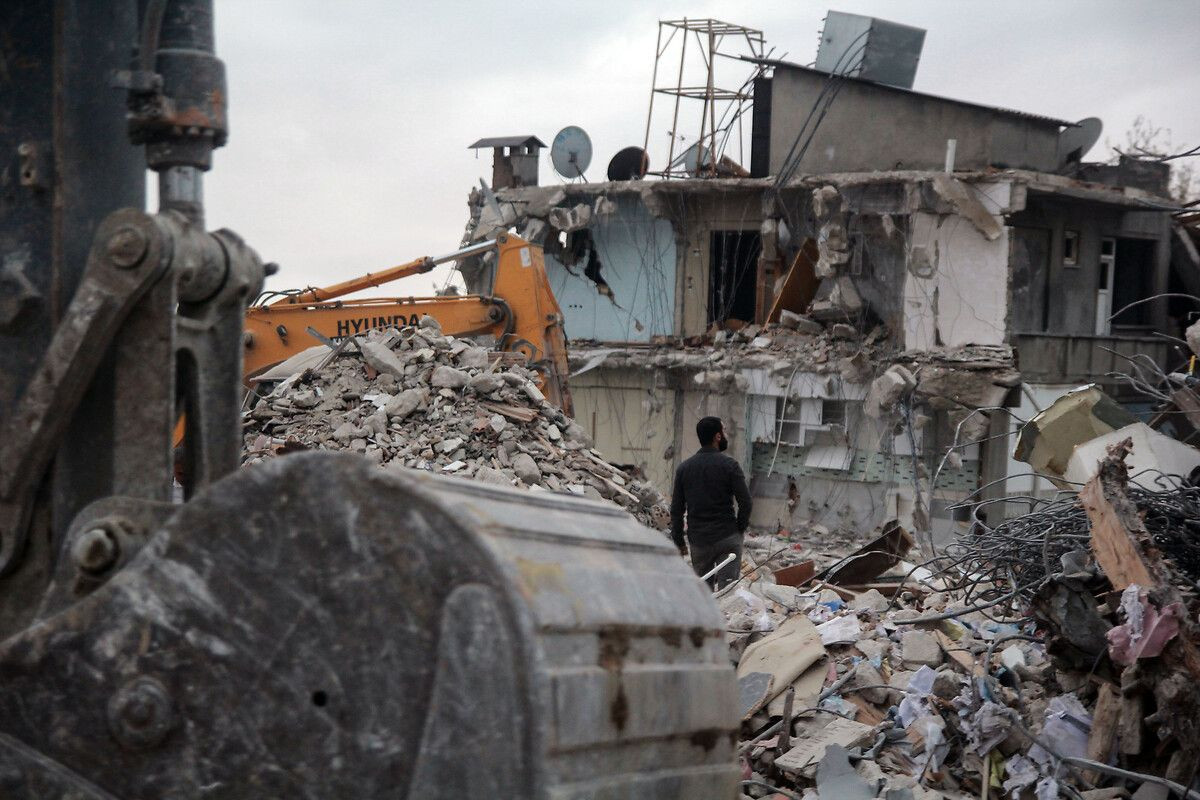 Yılmaz Erdoğan'dan 'deprem' şiiri - Sayfa 7