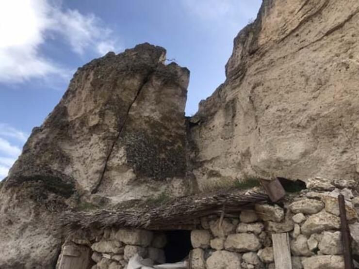 Dağdan kaya parçaları koptu! İşte fayın başladığı nokta... - Sayfa 8