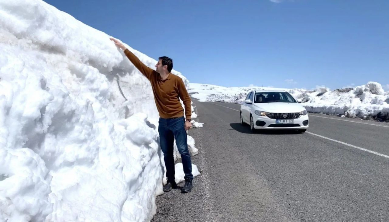 O ilimizde kar erimedi! Evler, yollar kar altında kaldı - Sayfa 6