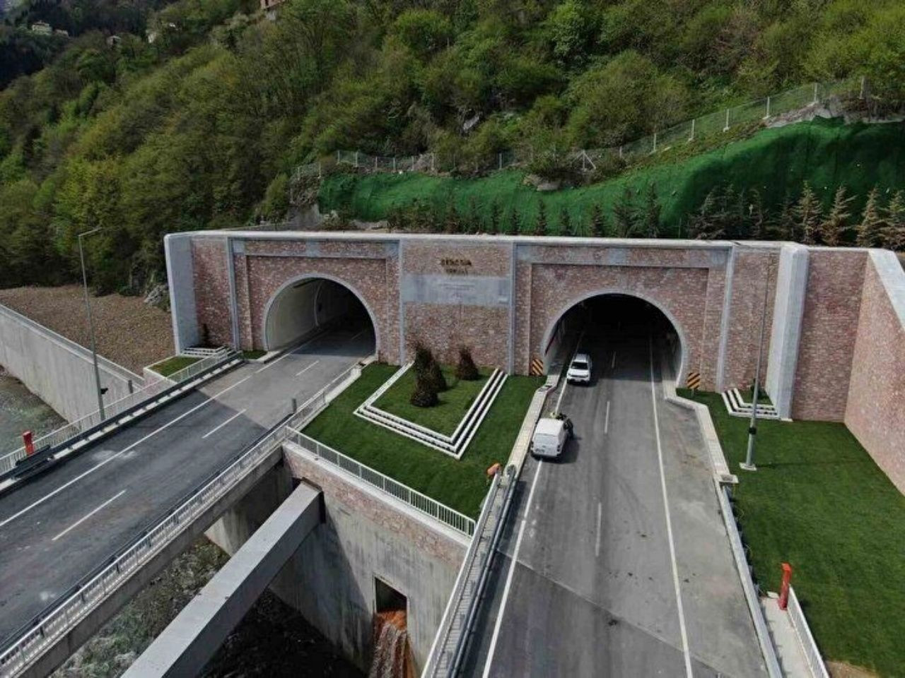 Avrupa'nın en uzun tüneli! Zigana Tüneli için geri sayım başladı - Sayfa 10