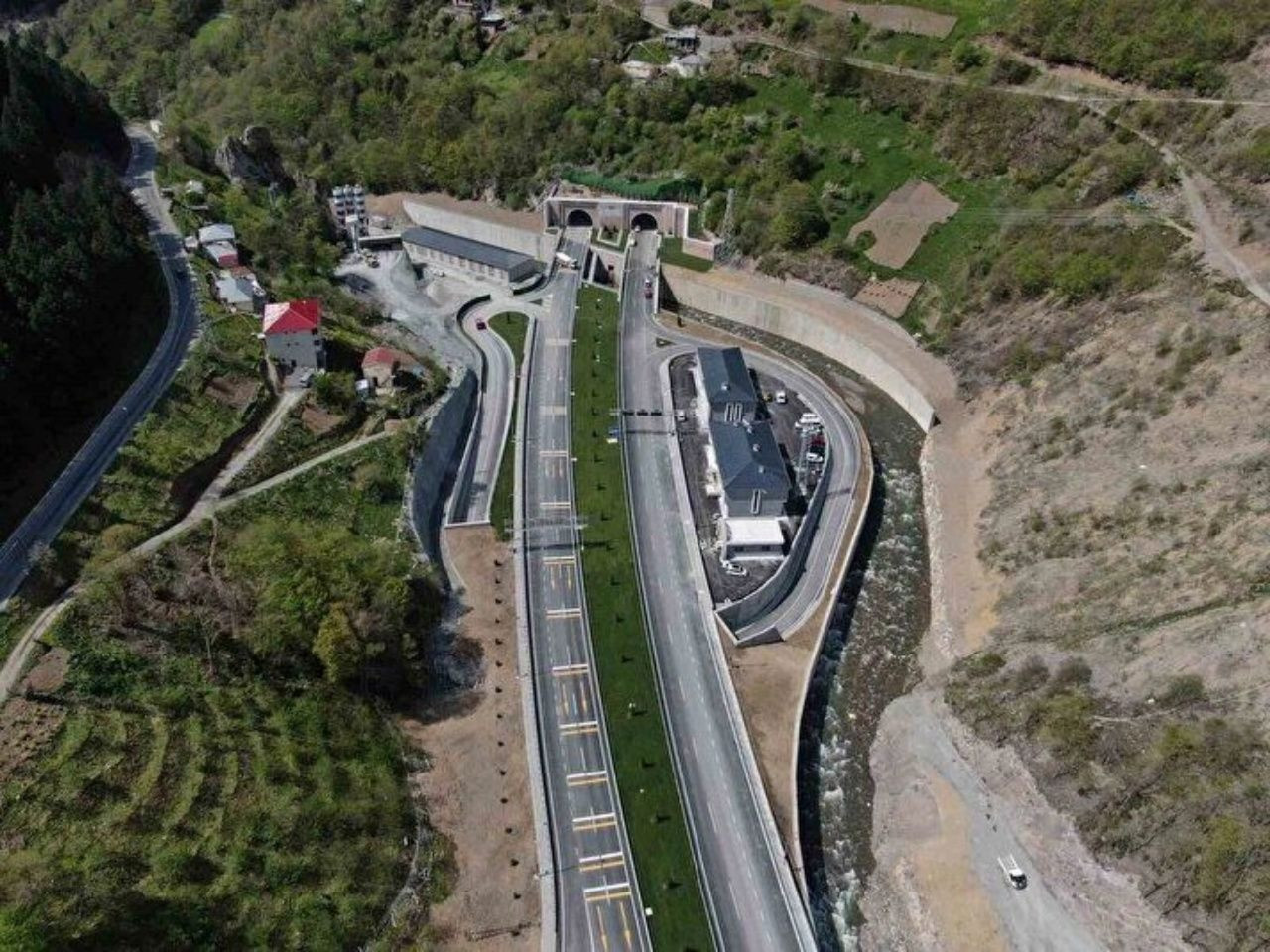 Avrupa'nın en uzun tüneli! Zigana Tüneli için geri sayım başladı - Sayfa 9