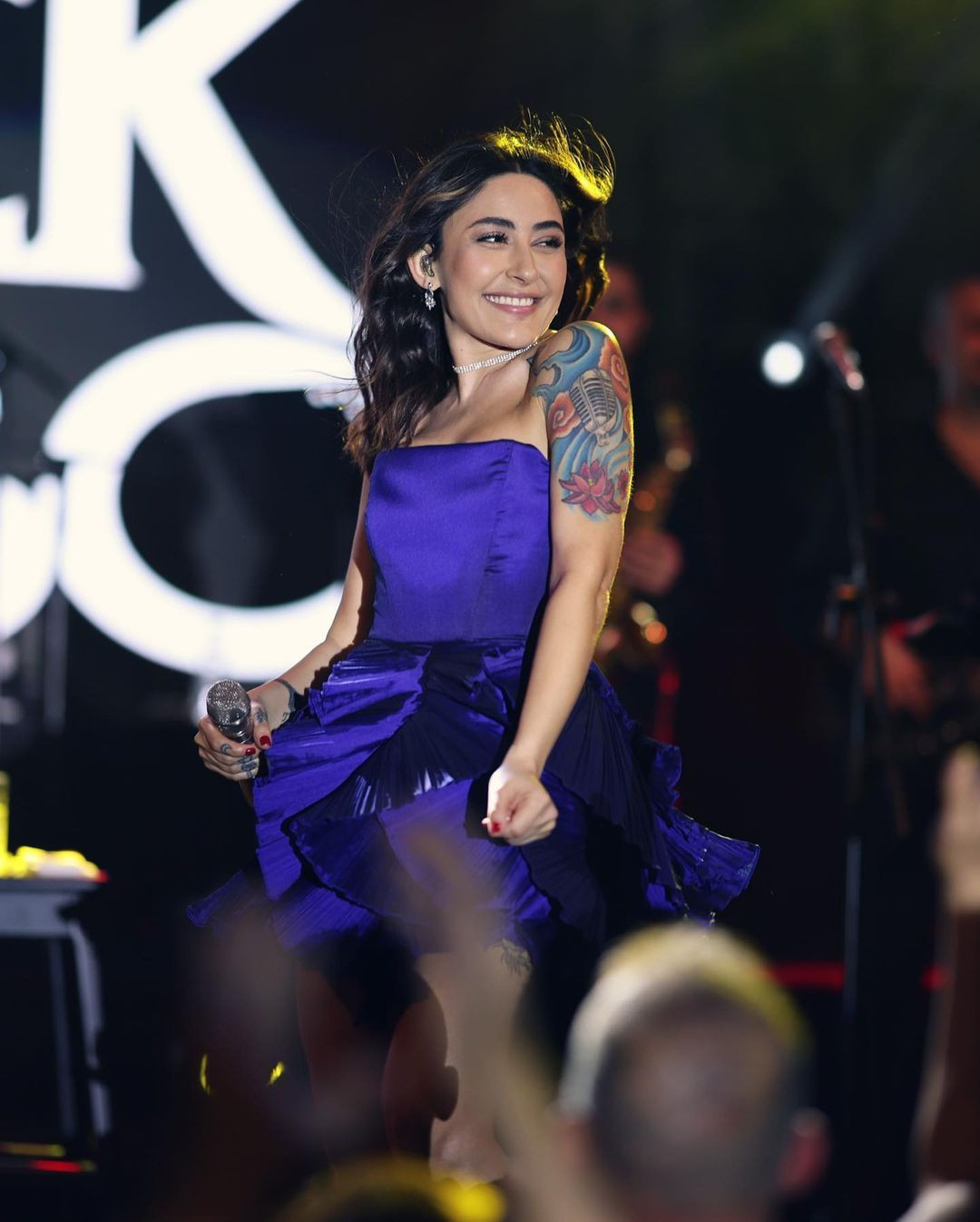 Dövüldü, odaya kilitlendi, aç bırakıldı... Melek Mosso, çaresizlik içinde geçen çocukluk yıllarını anlattı - Sayfa 5