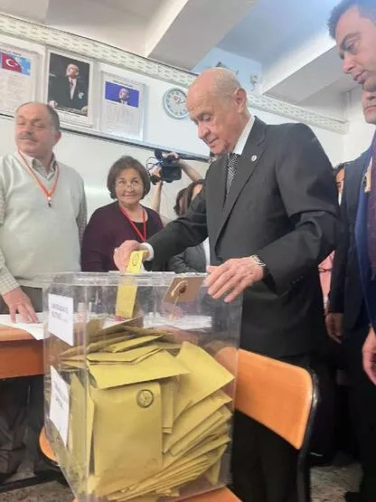 Anbean takip ediyorlar! Türkiye seçimleri dünya basının gündeminde - Sayfa 13