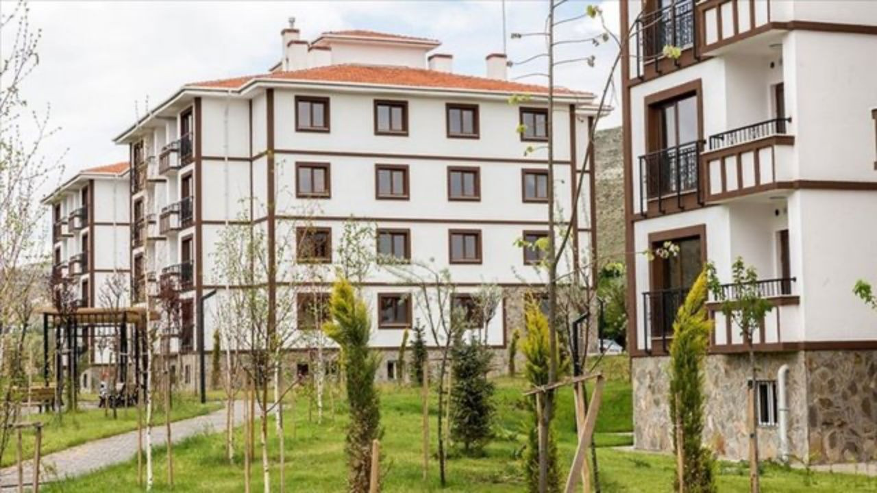 Yüzde 35 azalma var! Türkiye'de nisanda  85 bin 652 konut satıldı - Sayfa 5
