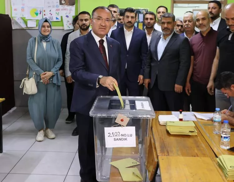 Türkiye seçimini yaptı! İşte liderlerin sandığında çıkan oy sonuçları... - Sayfa 12