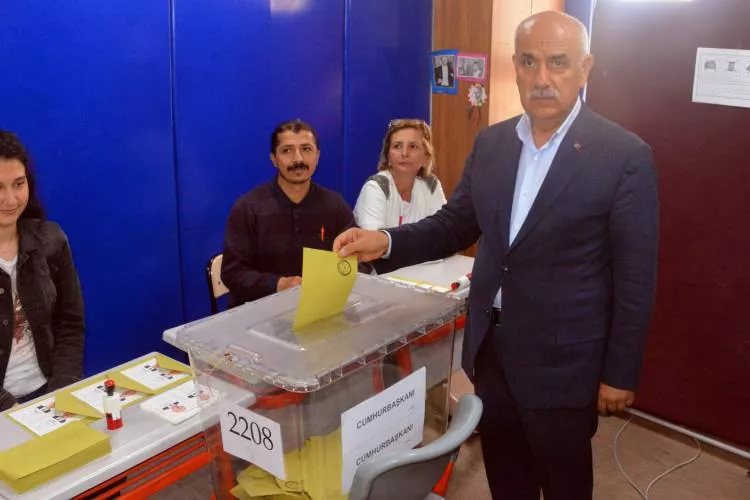 Türkiye seçimini yaptı! İşte liderlerin sandığında çıkan oy sonuçları... - Sayfa 9