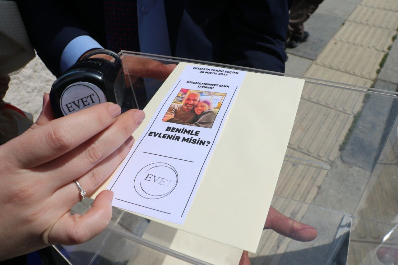 Sandık başında özel oy pusulası ile evlilik teklifi - Sayfa 5