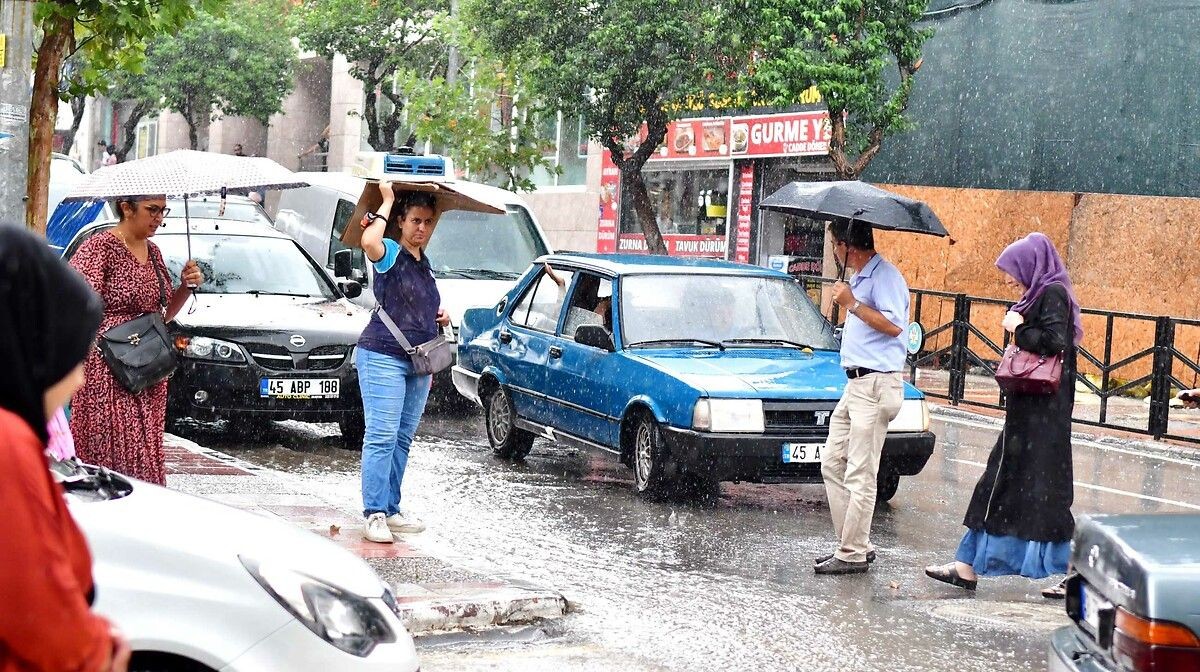 Meteoroloji'den 32 ile sarı kodlu uyarı! Kuvvetli sağanak geliyor... - Sayfa 1