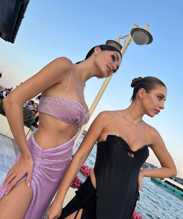 Eda Ece'nin düğününe katılan ünlülerin davet şıklığı! - Sayfa 6