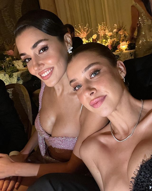 Hande Erçel, sevgilisi Hakan Sabancı'yı kadraj dışı bıraktı! - Sayfa 8