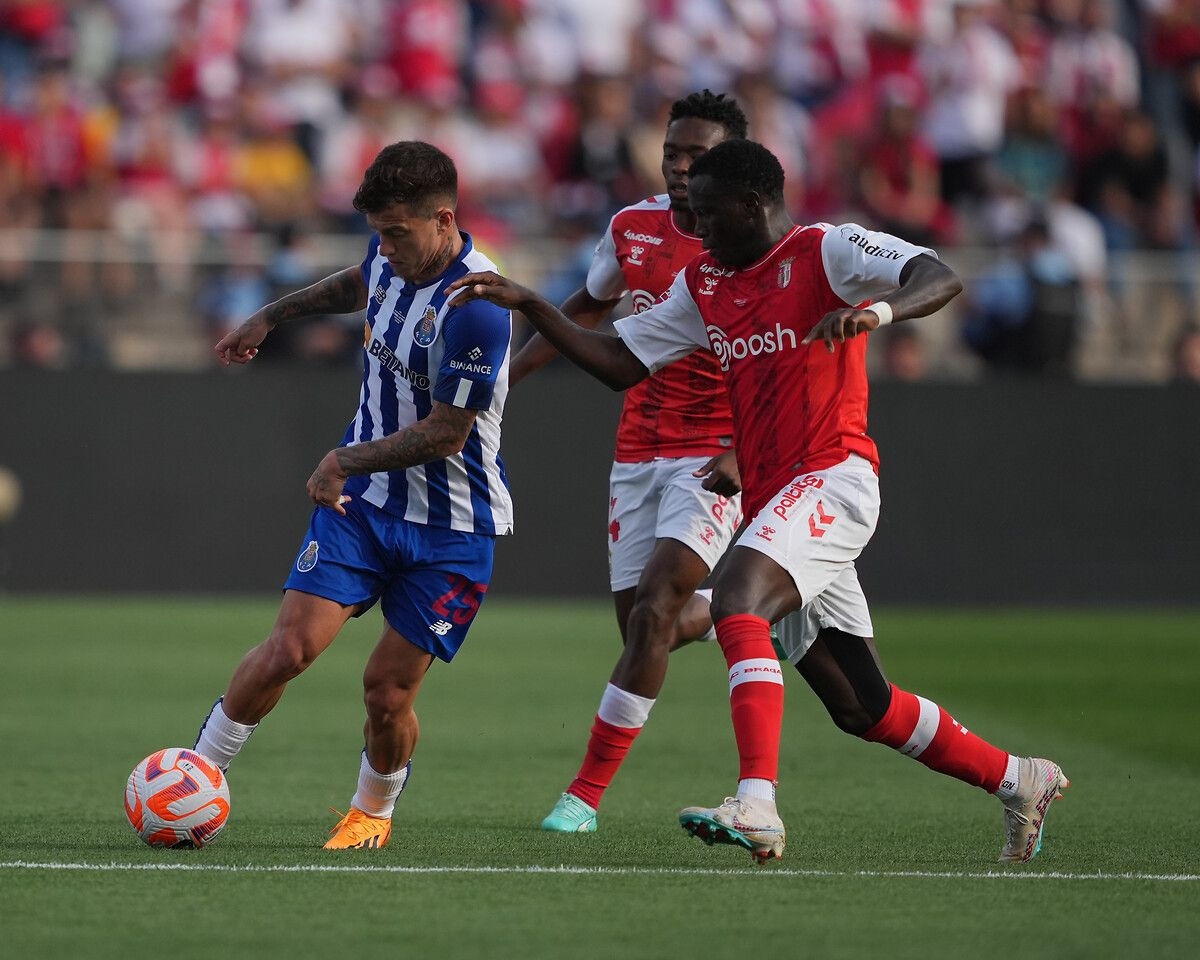 Fenerbahçe'de flaş ayrılık! Yeni takımı belli oldu... - Sayfa 10