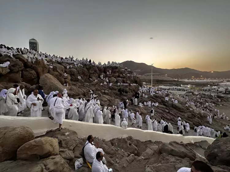 Eller semaya açıldı! İşte hacı adaylarının Arafat'tan görüntüleri... - Sayfa 13