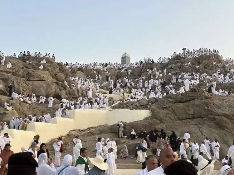 Eller semaya açıldı! İşte hacı adaylarının Arafat'tan görüntüleri... - Sayfa 18