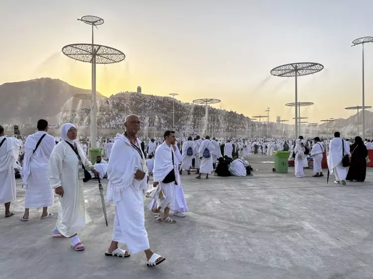 Eller semaya açıldı! İşte hacı adaylarının Arafat'tan görüntüleri... - Sayfa 20