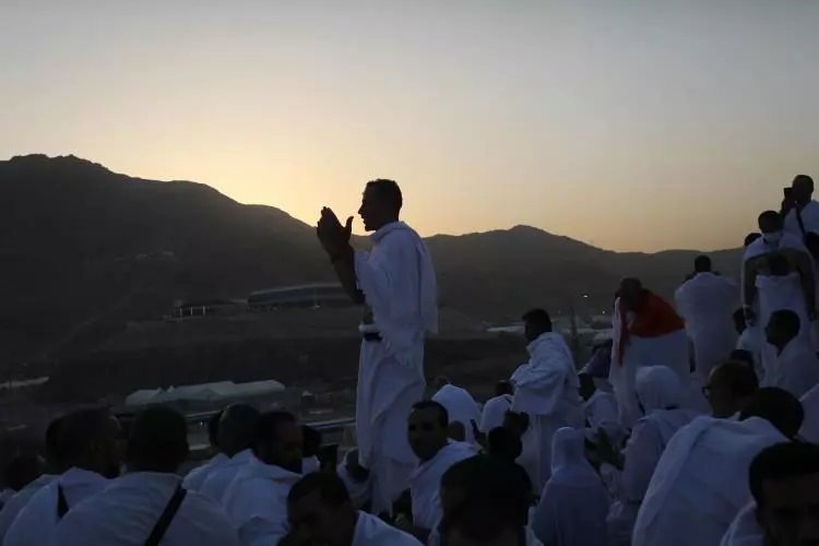 Eller semaya açıldı! İşte hacı adaylarının Arafat'tan görüntüleri... - Sayfa 25