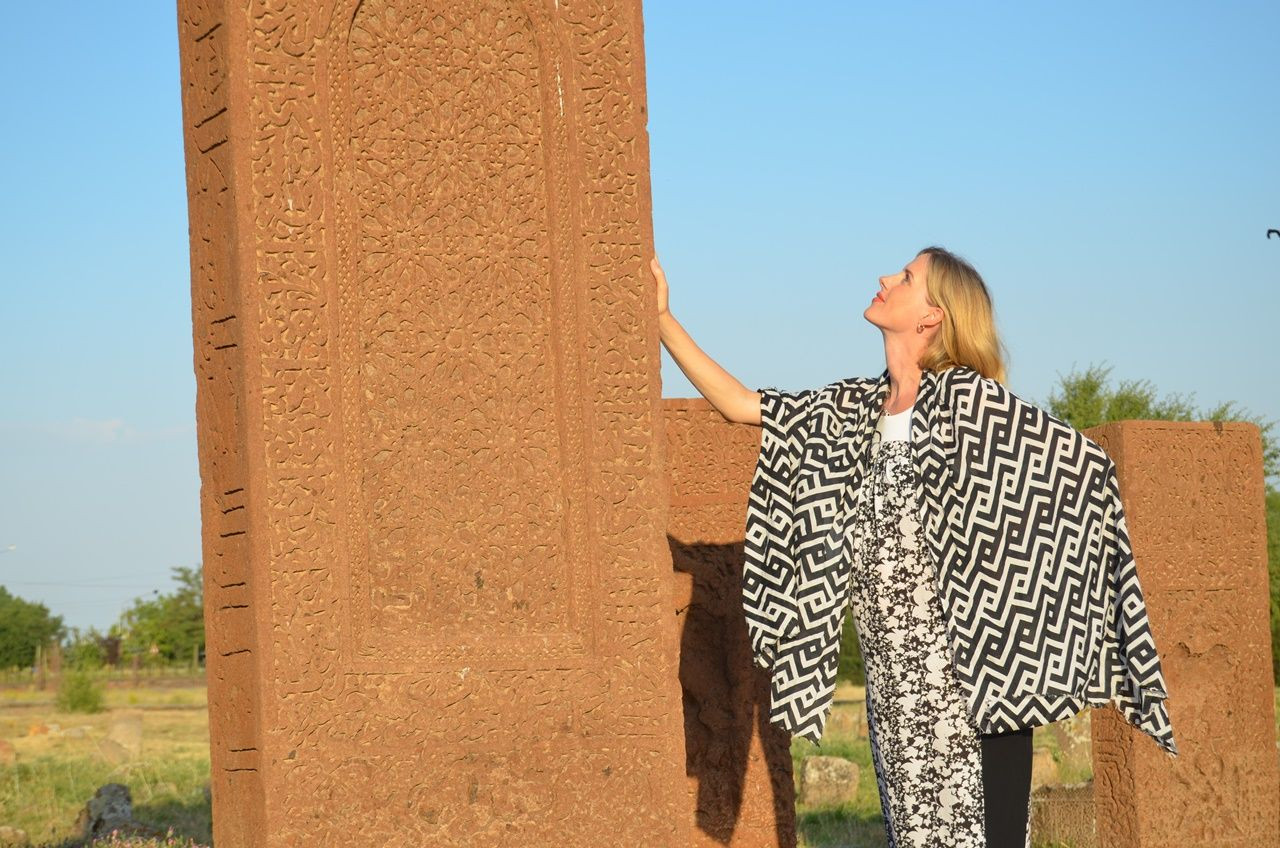 Bitlis'in Alman gelini Wilma Elles, kayınvalidesinin elini öpmeye gitti! Büryan yedi, Van Gölü'nde yüzdü - Sayfa 11