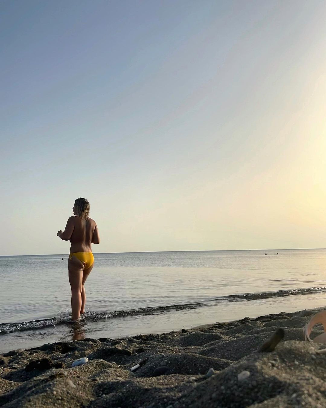 93 kilo vererek bambaşka birine dönüşmüştü! Pelin Öztekin'den üstsüz poz - Sayfa 6