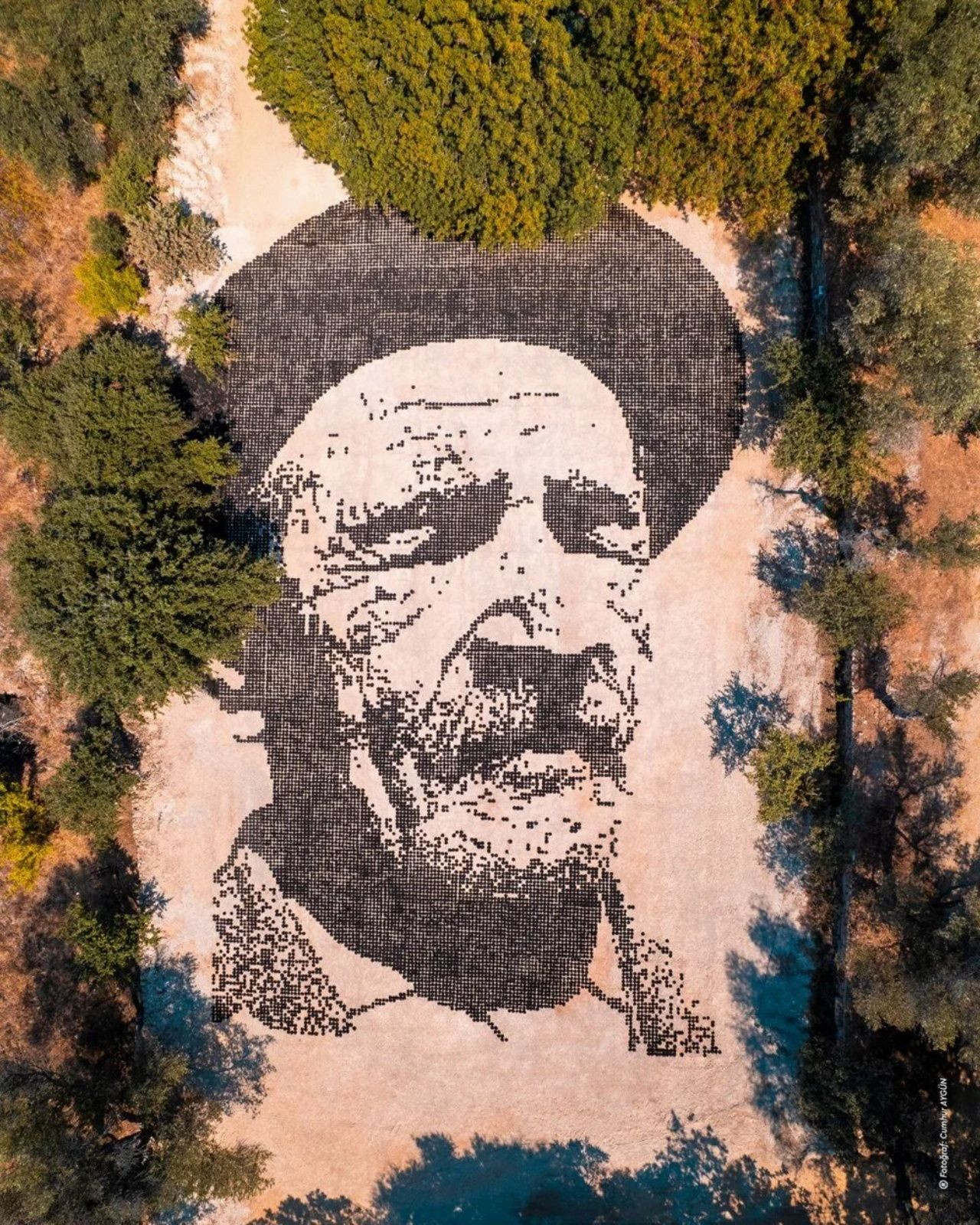 Aşık Veysel vefatının 50. yılında topraktan yapılan portresiyle anıldı - Sayfa 6