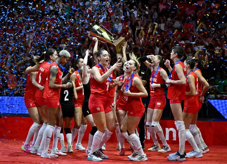 "Biz Türkiye'yiz, biz şampiyonuz!'' İşte tarihi anlar... - Sayfa 8