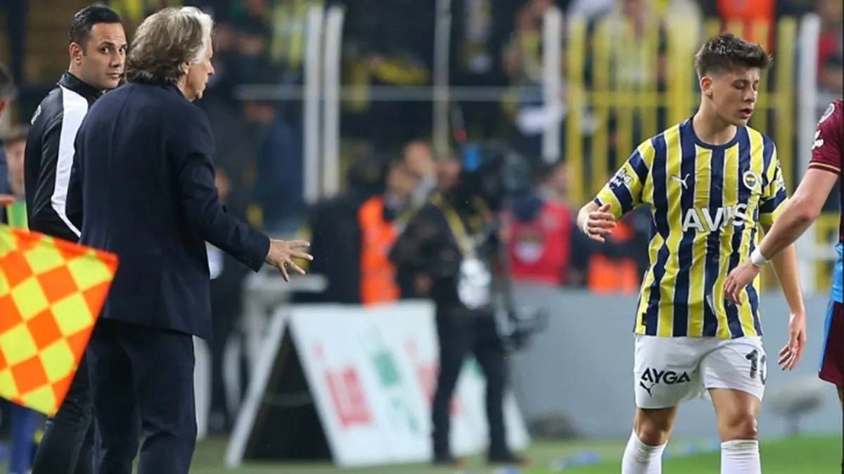 Arda Güler'i tuttu Jorge Jesus'a resmen kin kustu: Senin gibi tiyatrocuyu Yeşilçam'da görmedim - Sayfa 8