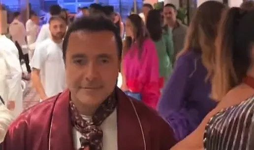 Ahmet Nur Çebi de Şenol Güneş de iyi ki ondan kurtulmuş! İğrenç, karaktersizin tekiydi - Sayfa 7