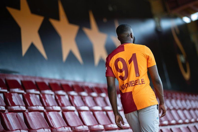 Erden Timur'un uçaktan indirdiği yıldızı hemen al Ali Koç, bundan daha iyi motivasyon olmaz - Sayfa 6