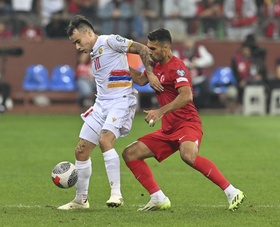 Türkiye Milli Takımı'nda Hamit Altıntop ile Stefan Kuntz istifaya davet edildi Fatih Terim alev aldı! - Sayfa 16