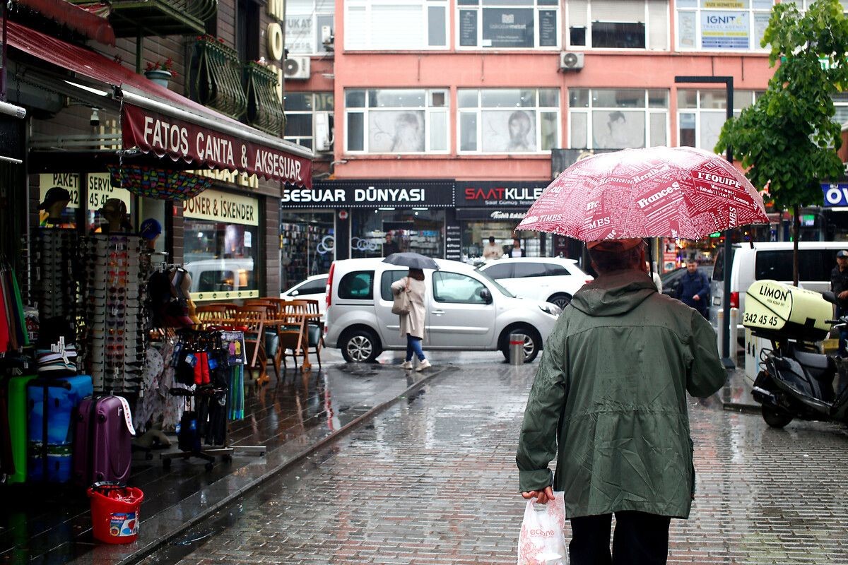 Meteoroloji'den sarı ve turuncu kodlu uyarı! Özellikle bu illerde yaşayanlar dikkat: Çok kuvvetli olacak... - Sayfa 2