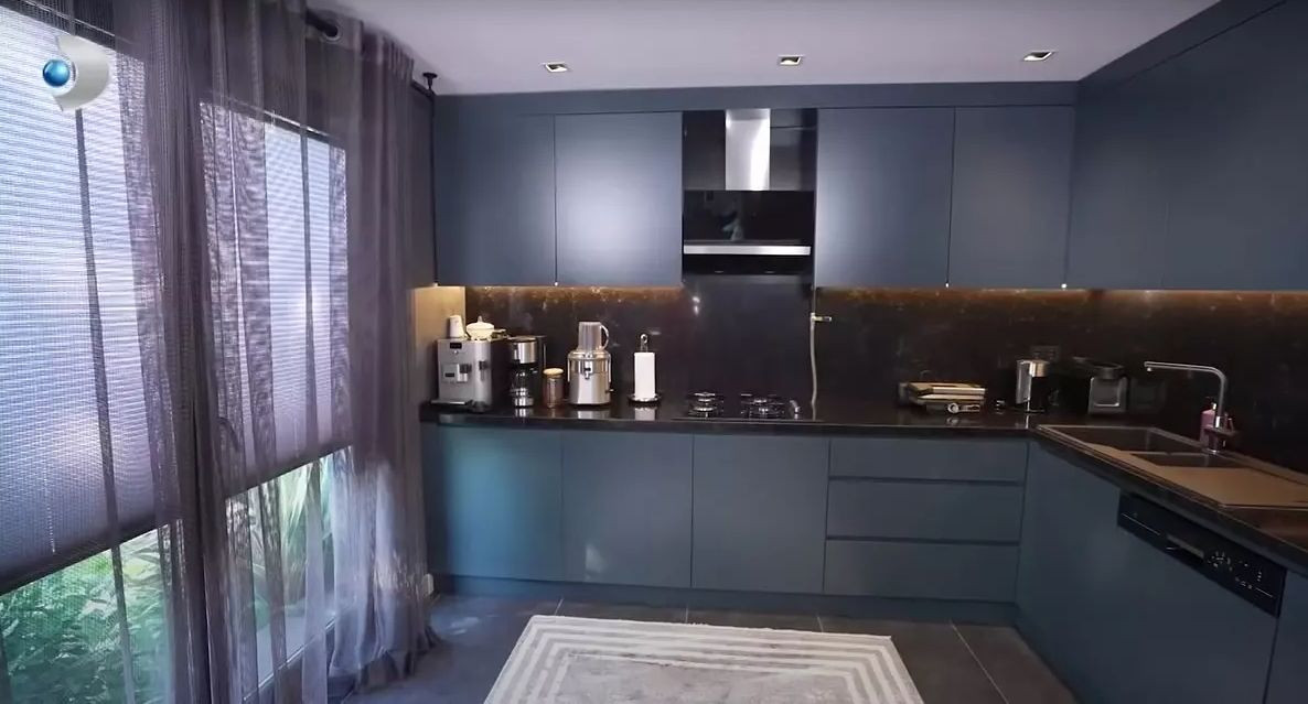 Tuncay Şanlı'nın süper lüks villası Evrim Akın'ı bile şaşırttı! Giyinme odasında jakuzi... - Sayfa 6