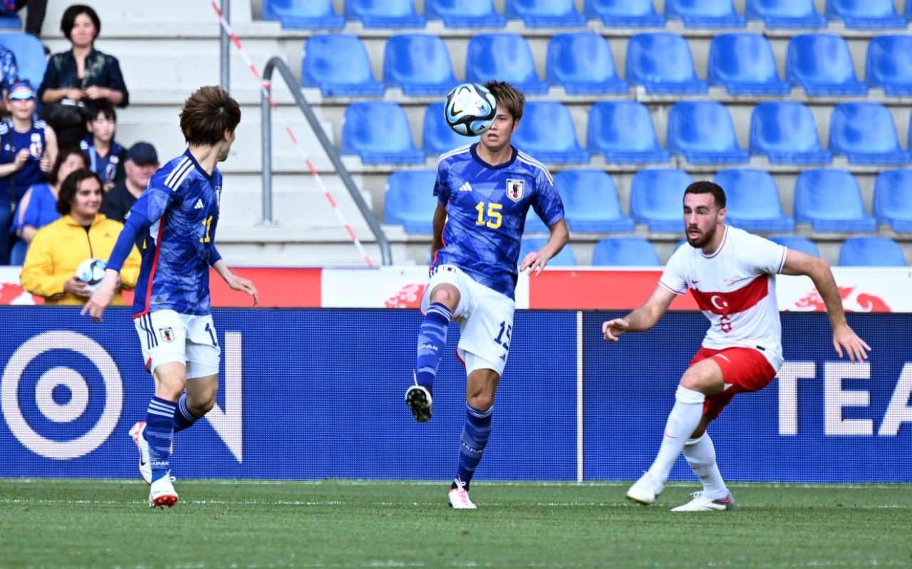 "Çocuklar bizim de, sen artık bizimle değilsin" - Sayfa 8