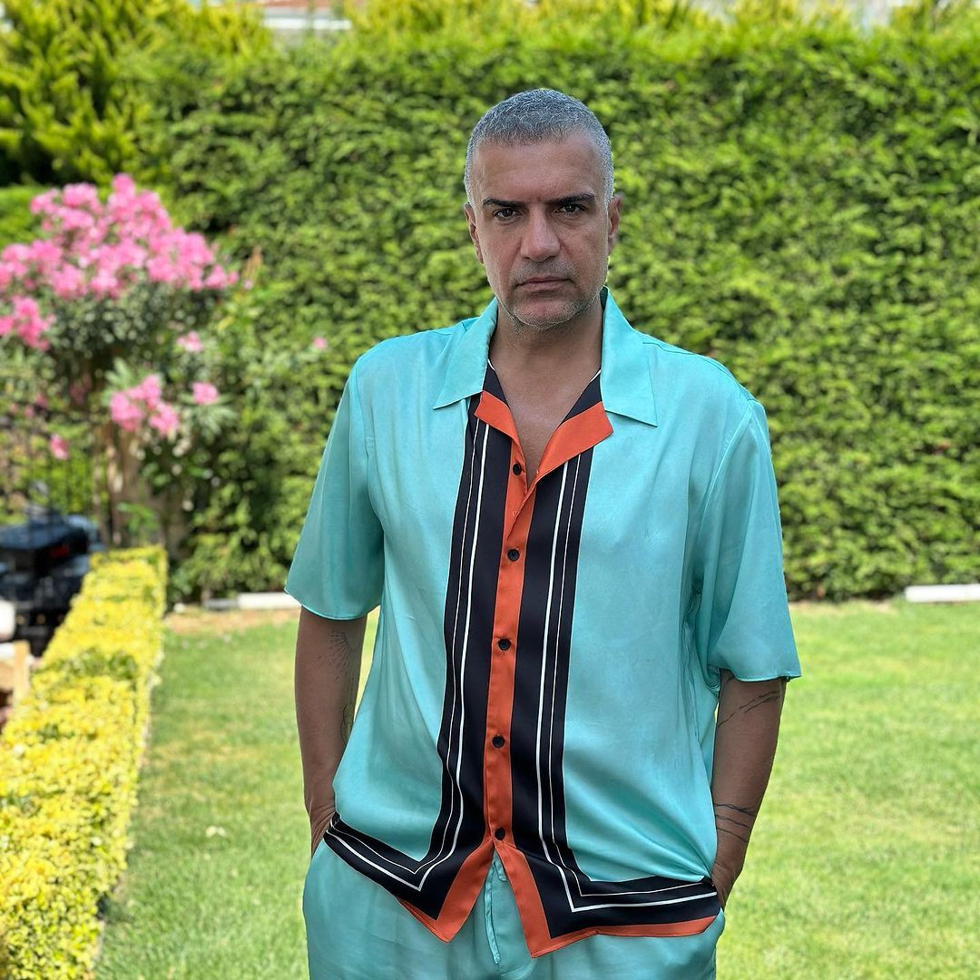 Sibel Can'a yapılan yorumları görünce çileden çıktı! Berdan Mardini patchwork tarzını eleştirenlere ateş püskürdü: Ben giyince olmuyor, Sibel giyince… - Sayfa 6