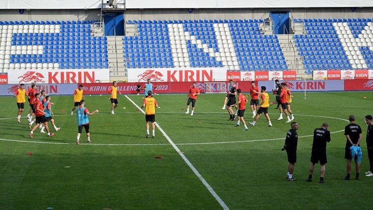 Ali Koç'u elinin tersiyle iten 63 yaşındaki teknik direktör Mehmet Büyükekşi ile görüşmelere başladı - Sayfa 8