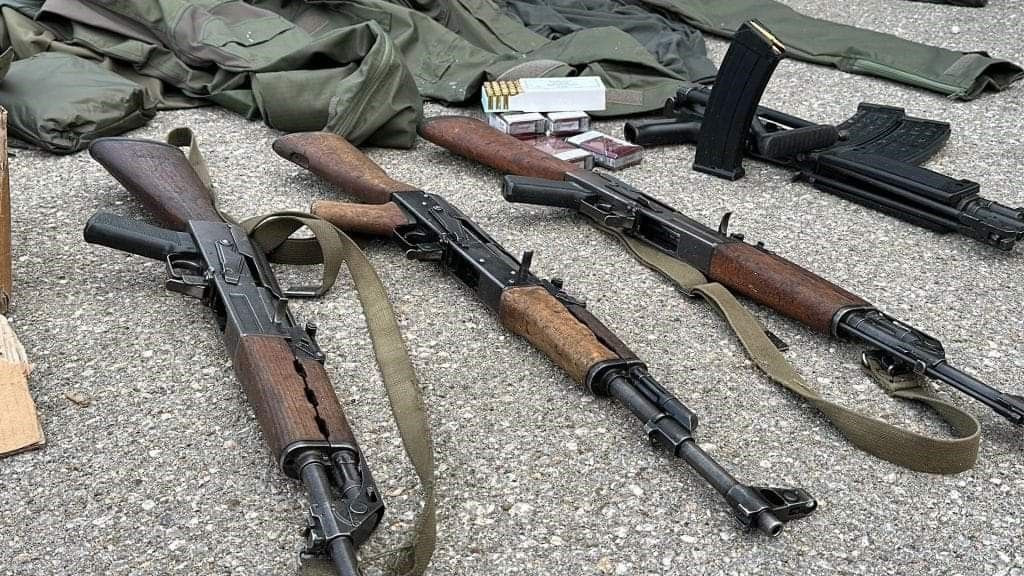 Kosova'dan Sırp çeteler için flaş çağrı: Polis baskınında ağır zırhlı araç ele geçirildi - Sayfa 10