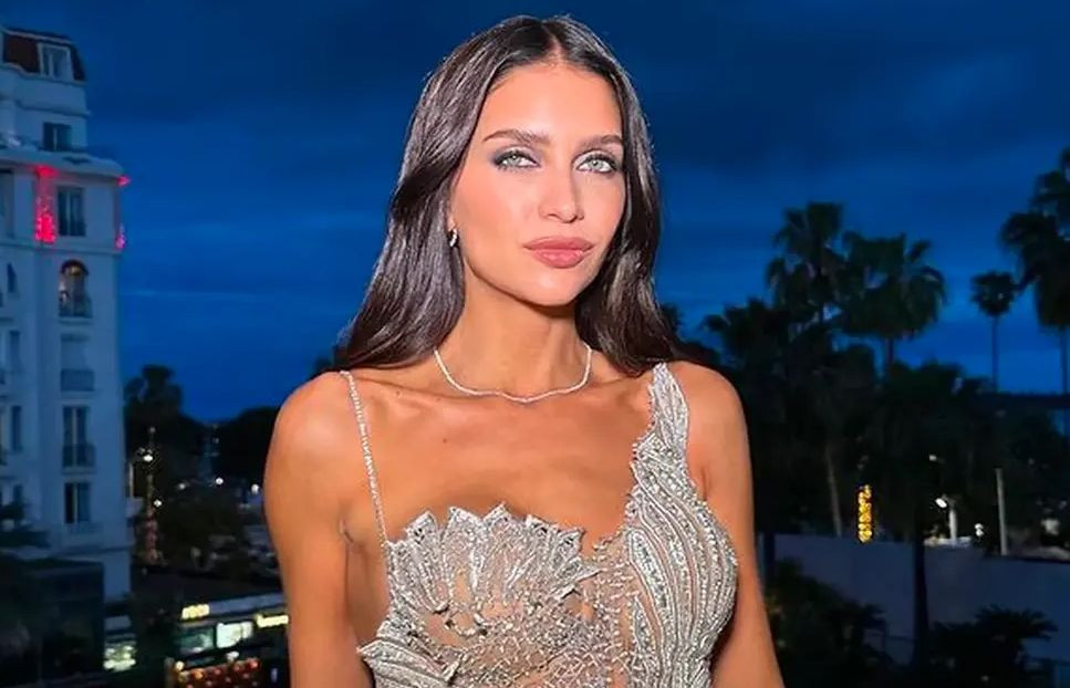 Icardi'nin baldızı Zaira Nara İstanbul'a geldi: Başörtüyü taktı! Wanda Nara ile benzerlikleri şaşırttı... - Sayfa 12