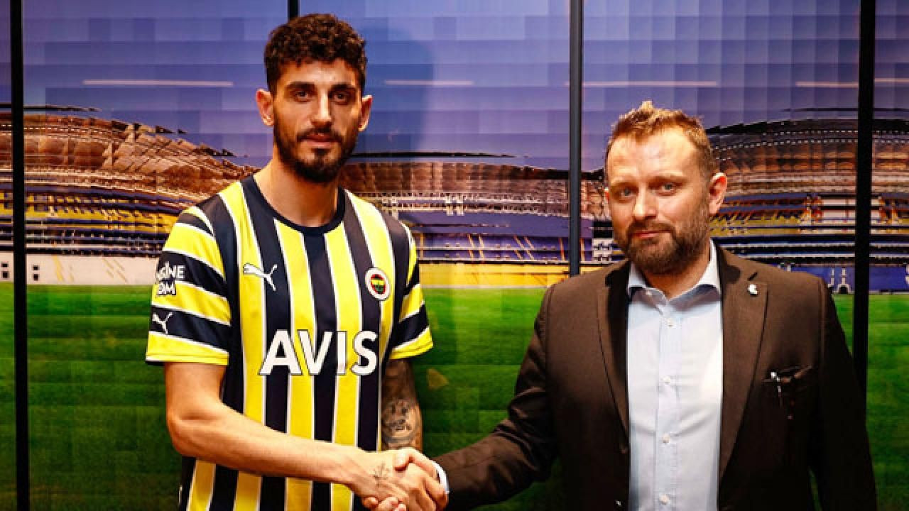 İsmail Kartal Ali Koç'un özel transferini takımdan gönderiyor! Şampiyonluk yolunda Fenerbahçe'de 3 ayrılık - Sayfa 13