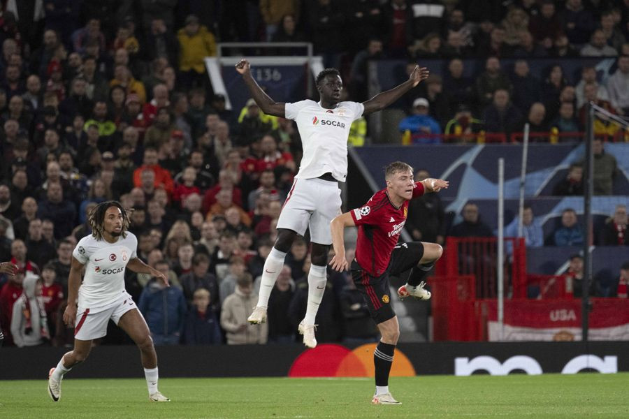 Sacha Boey'i izlemeye geldiler Abdülkerim Bardakcı ve Kaan Ayhan'ı alıp gittiler - Sayfa 6