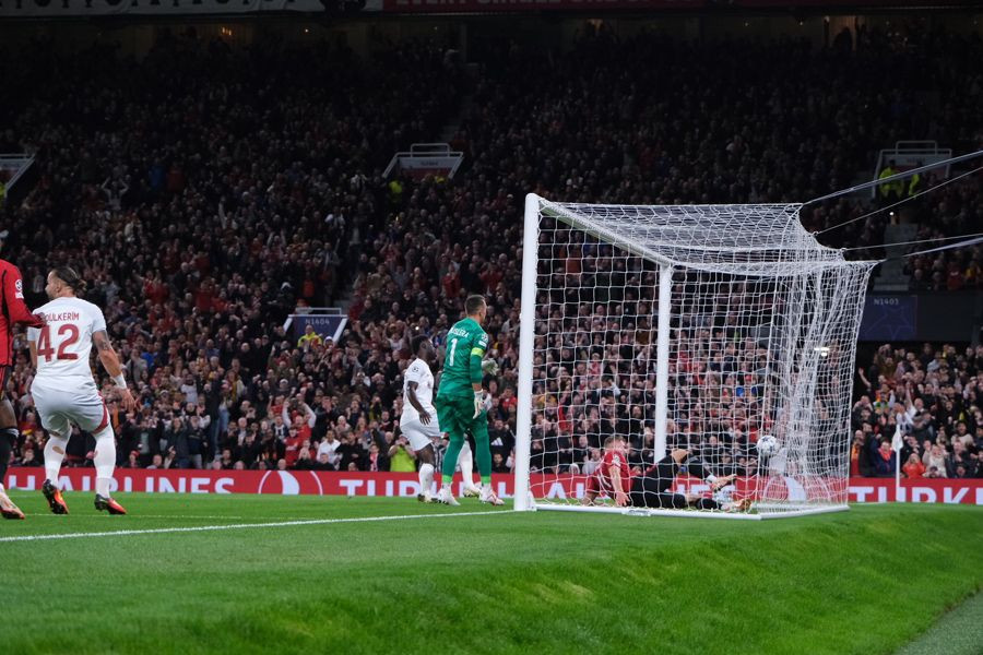 Okan Buruk gözünün önündeki yıldızı 1 yıl sonra keşfetti! Şimdi 11'in vazgeçilmezi - Sayfa 9