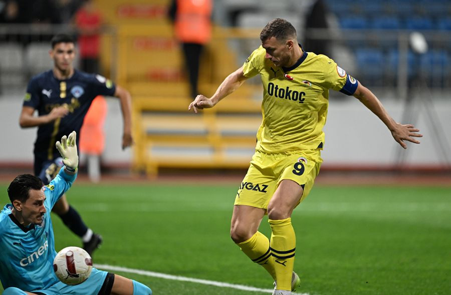 İsmail Kartal ve Okan Buruk'un yollarını ayıracağı oyuncular belli oldu! 4 yıldızın uçak bileti kesildi - Sayfa 8