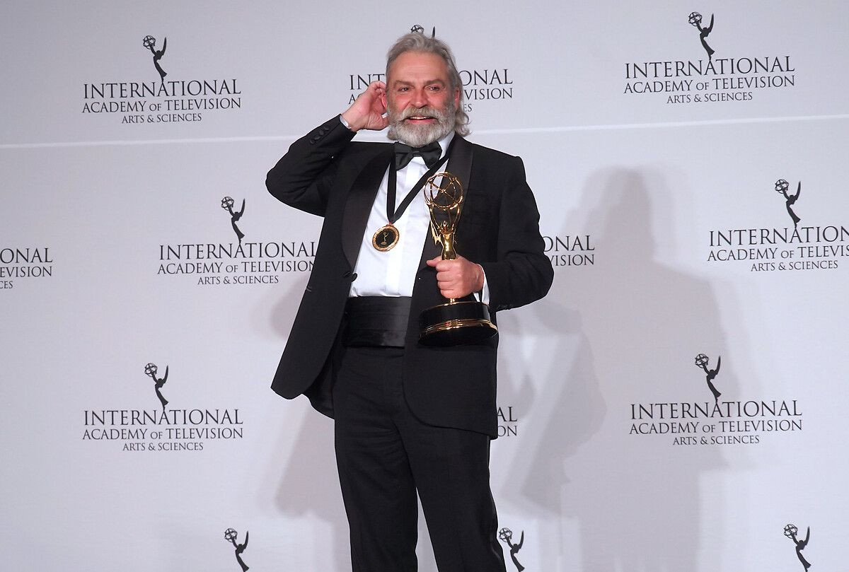 Haluk Bilginer'in, Angelina Jolie ile birlikte başrol oynayacağı Maria filminden alacağı ücret belli oldu! - Sayfa 6