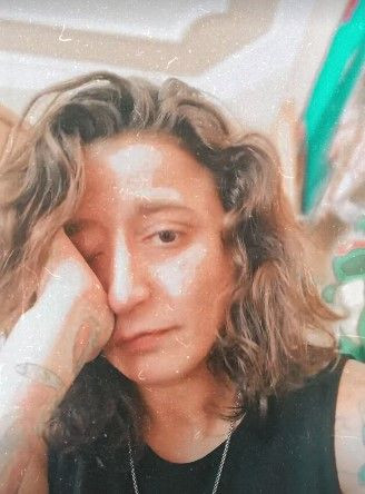 Nilgün Belgün'den ikiz kızları olduğu ortaya çıkan Metin Akpınar'a destek paylaşımı! ''Üstüne gitmemeli'' - Sayfa 11