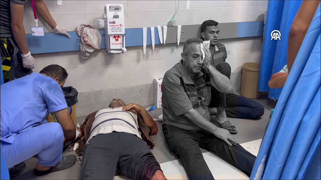 İsrail Gazze'de hastane vurdu! İşte o görüntüler... - Sayfa 21