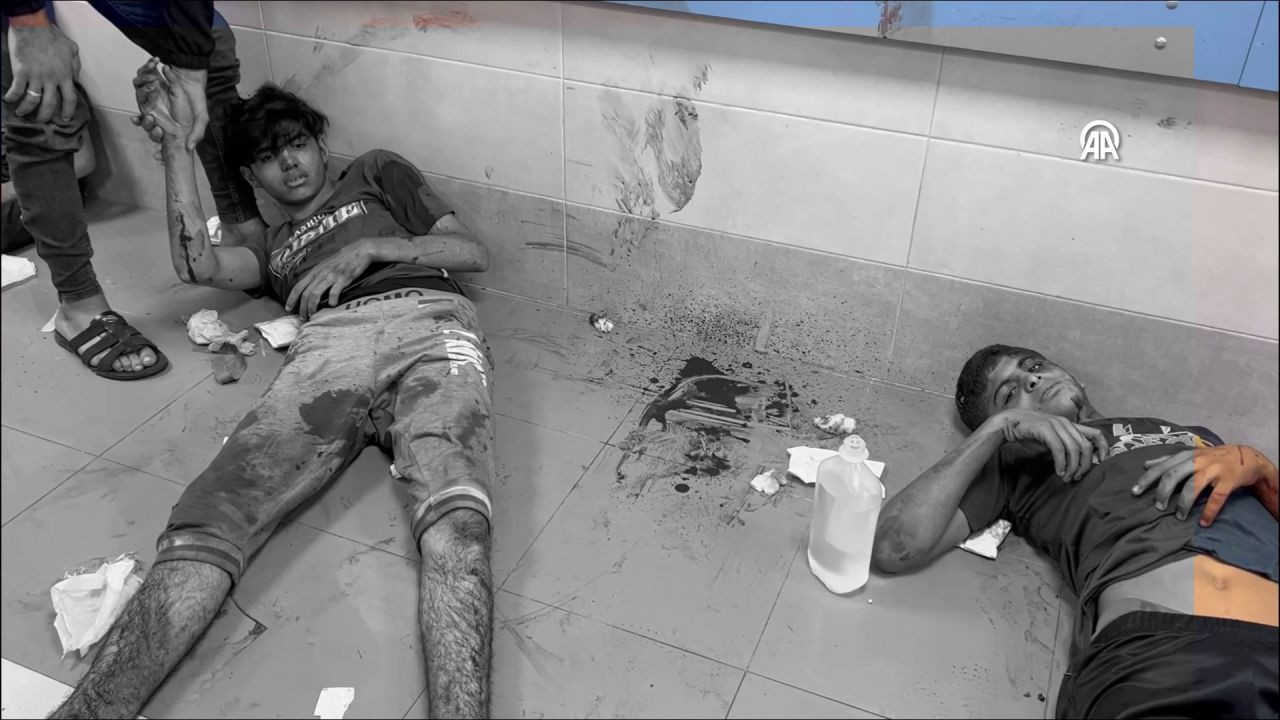 İsrail Gazze'de hastane vurdu! İşte o görüntüler... - Sayfa 22