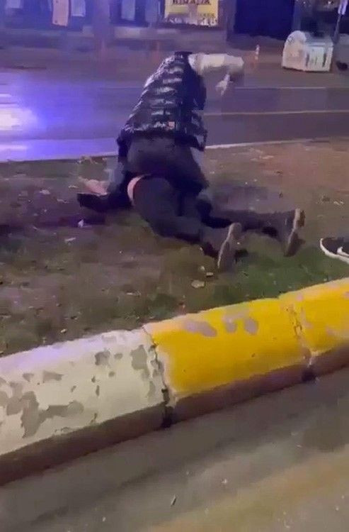 Benekli Ayhan'ı tekme ve yumruklarla bayıltana kadar dövdüler! 24 saattir ulaşılamayan Ayhan Koç her yerde aranıyor - Sayfa 1