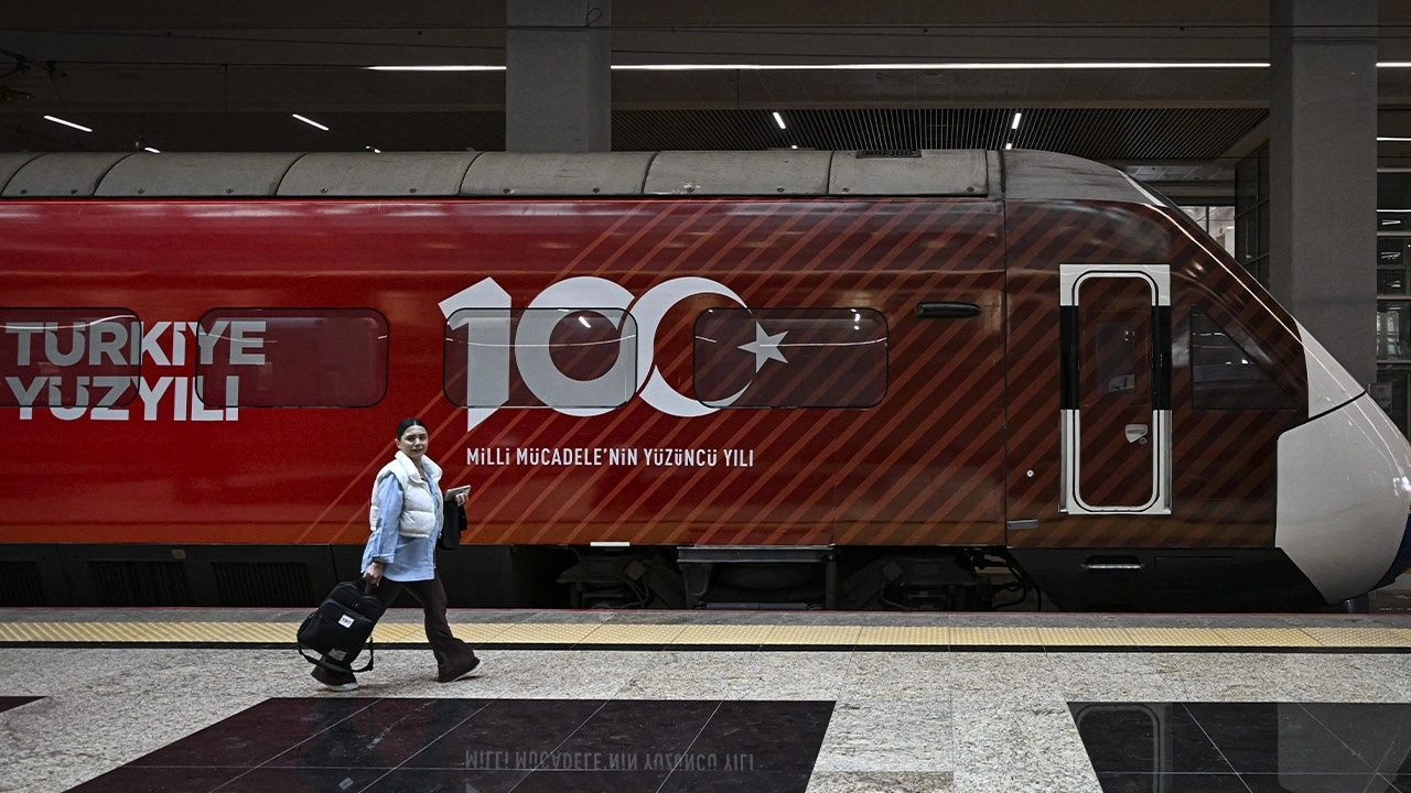 Yer gök kırmızı-beyaz: Cumhuriyetimizin 100. yılı büyük bir gurur ve coşkuyla kutlanıyor! - Sayfa 9