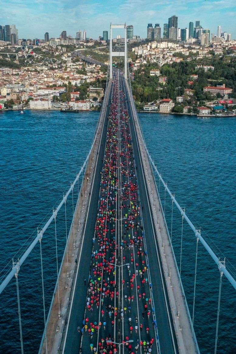 45. İstanbul Maratonu başladı: Dünyanın kıtalararası koşulan tek maratonu - Sayfa 17
