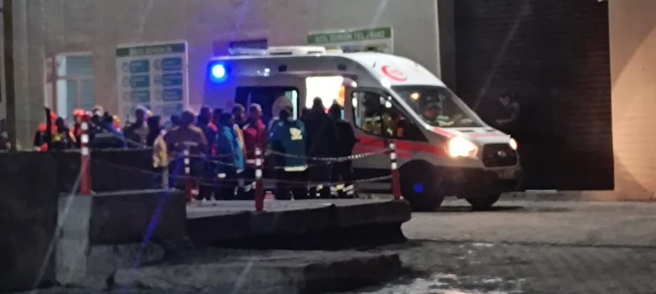 Siirt'te maden ocağında göçük! 3 işçi öldü, 2 işçi yaralandı - Sayfa 8