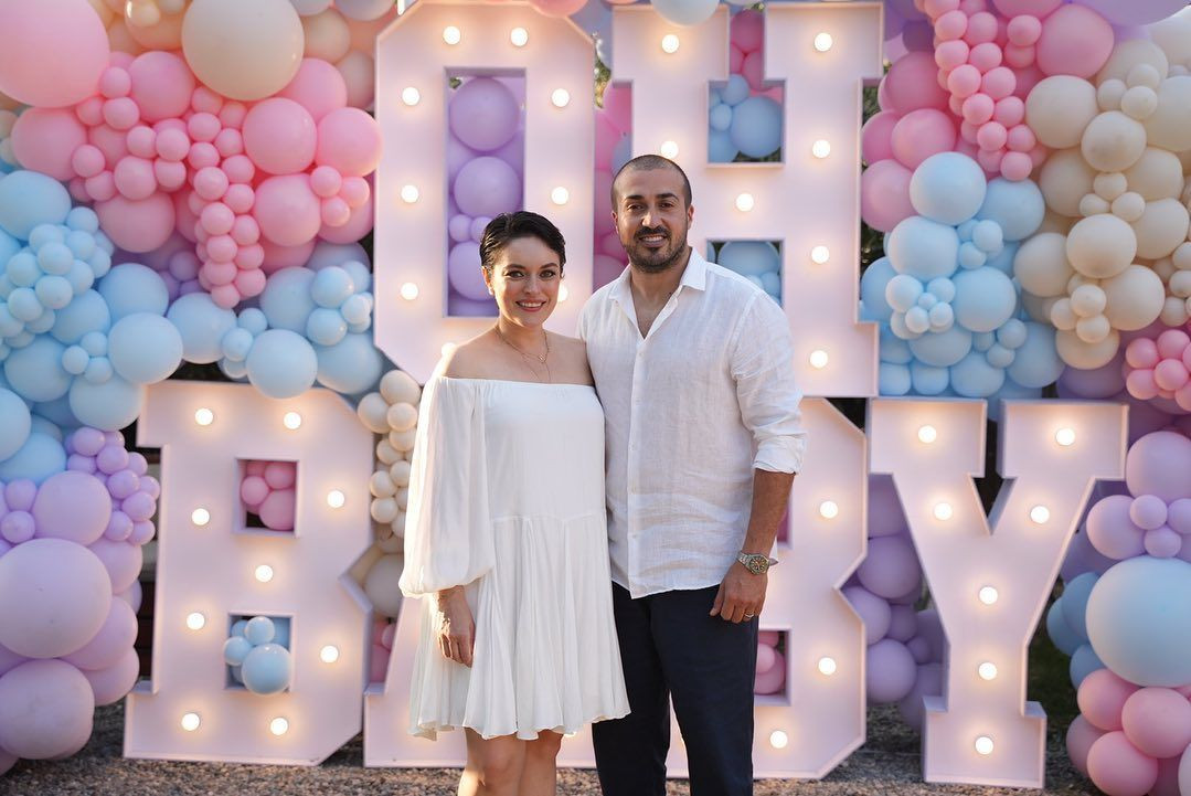 Ezgi Mola anne oldu! İşte ünlü oyuncunun bebeğinin cinsiyeti ve ismi - Sayfa 9