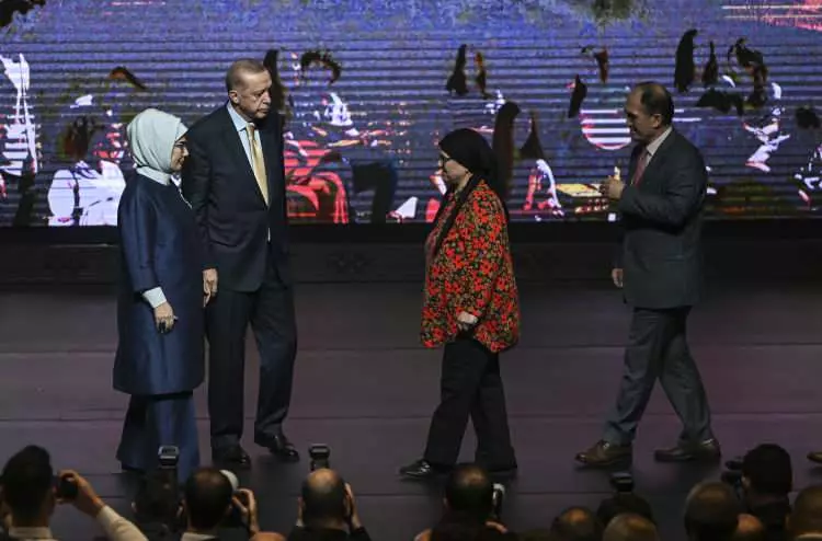 ''Aybüke'' filminin galasından duygulandıran anlar! - Sayfa 5