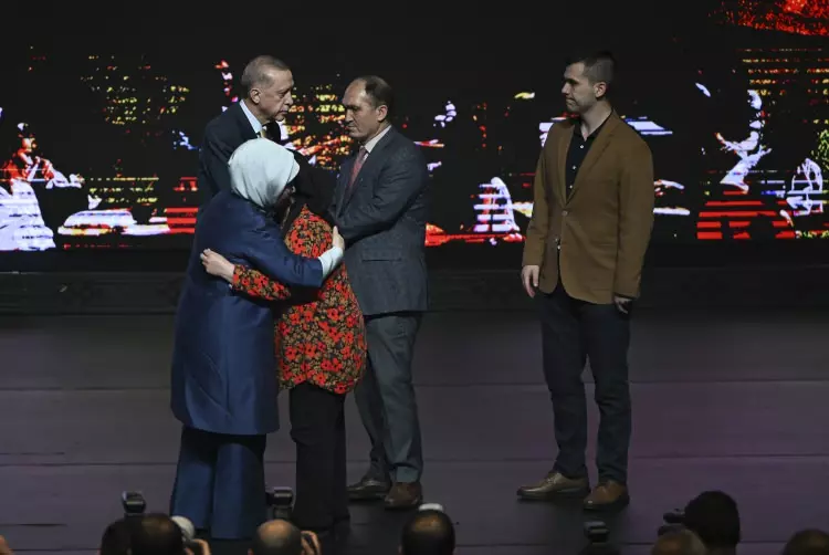 ''Aybüke'' filminin galasından duygulandıran anlar! - Sayfa 7